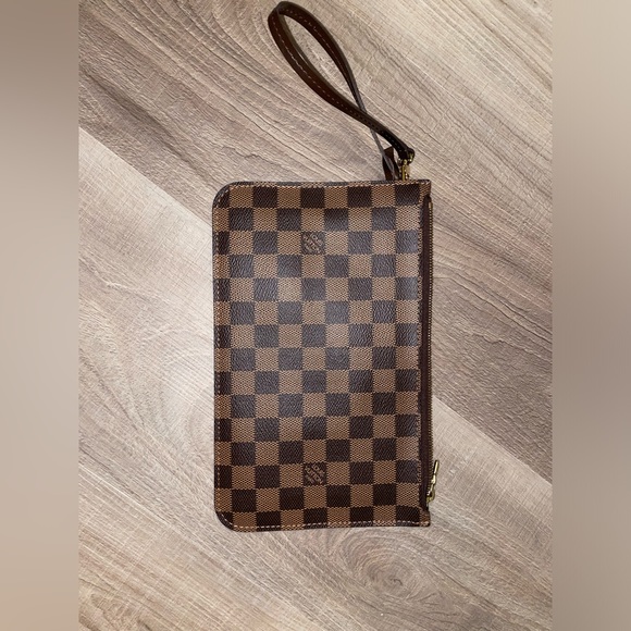 Louis Vuitton Damier Neverfull MM - Picture 11 of 12